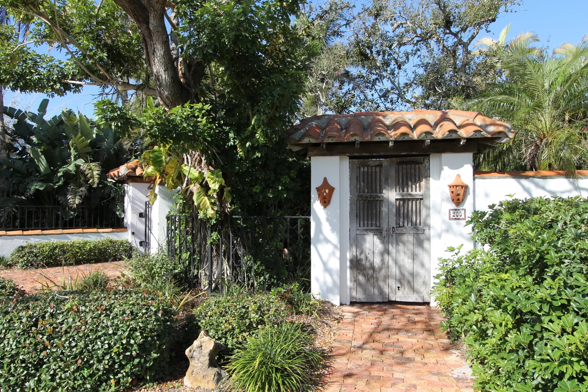 Photo: secret-garden-sarasota.webp from Category: 2